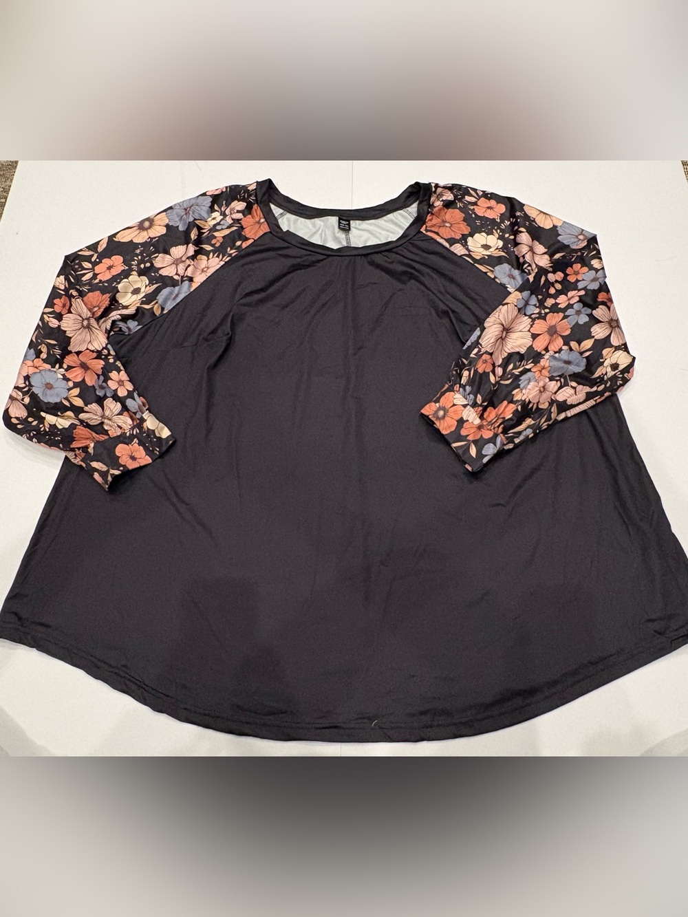 SHEIN Black Raglan Top with Floral Print Sleeves